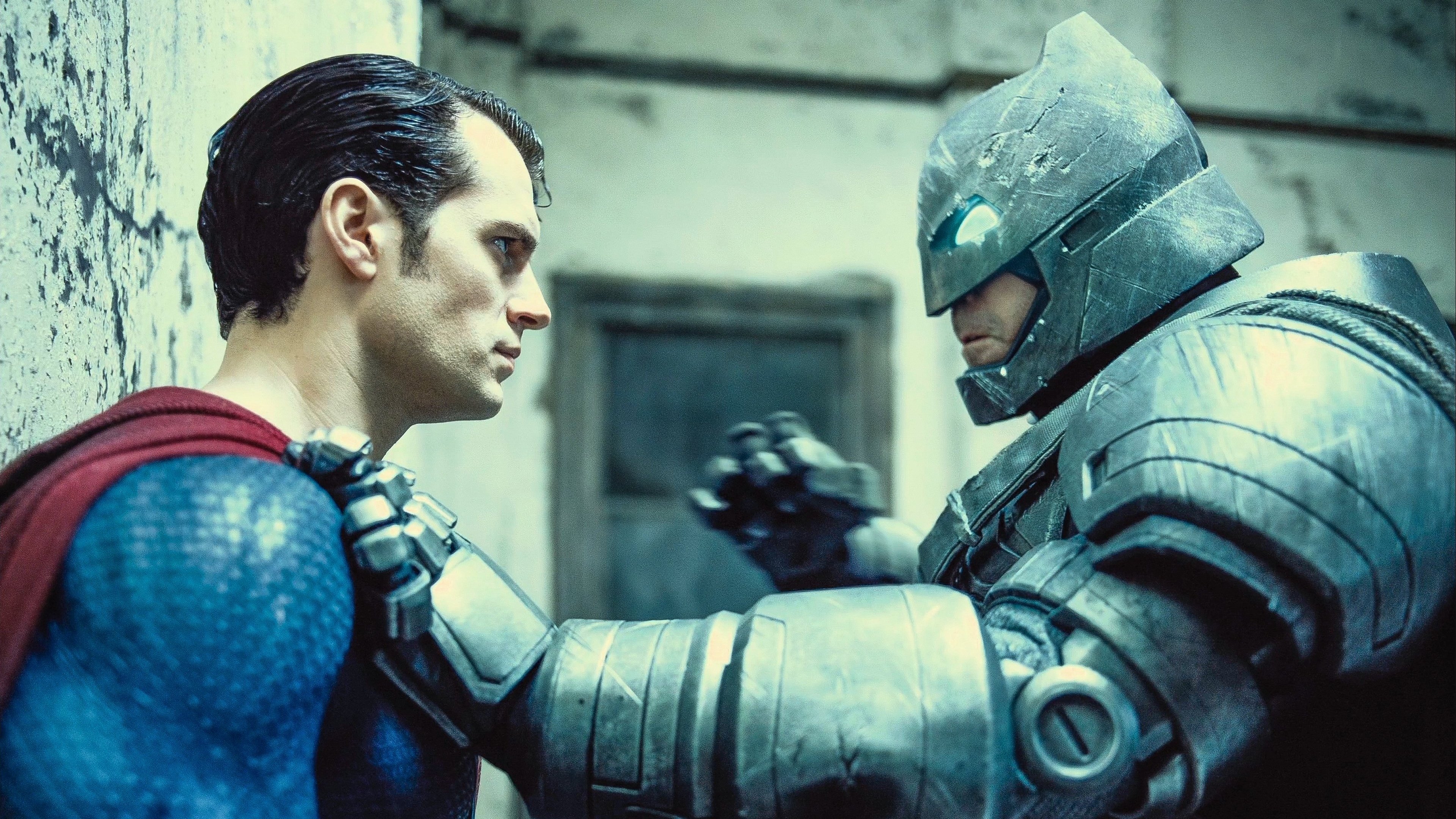 Immagine Batman v Superman: Dawn of Justice - Poster - Sfondi