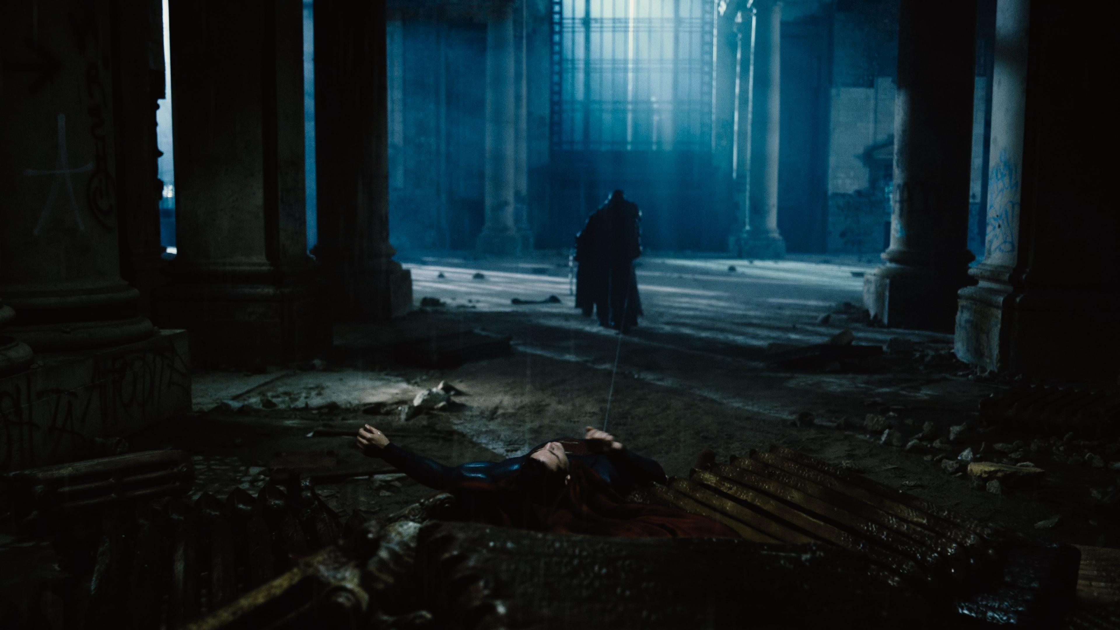 Immagine Batman v Superman: Dawn of Justice - Poster - Sfondi