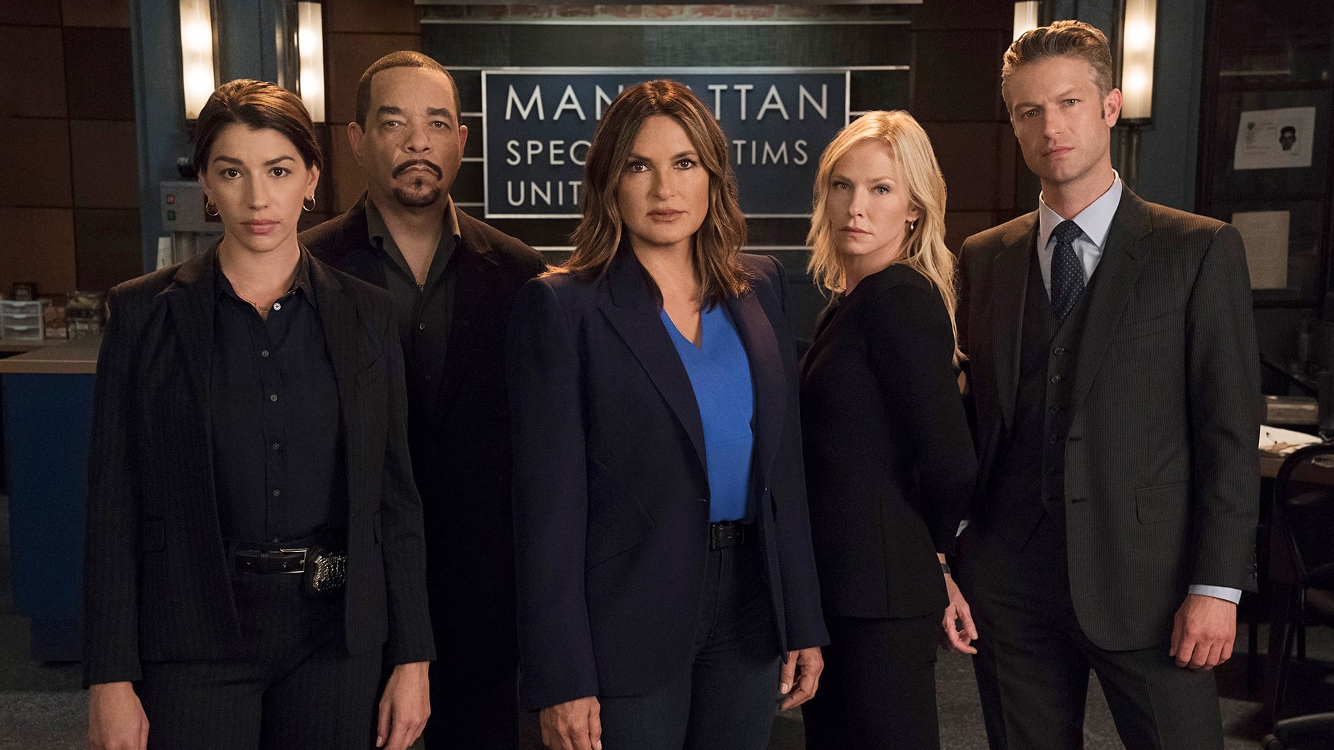 Immagine Poster serie TV 102 Law & Order - Unità vittime speciali